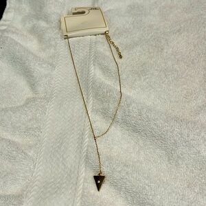 Woman's station lariat short necklace with tri triangle and center zone Gold 33"